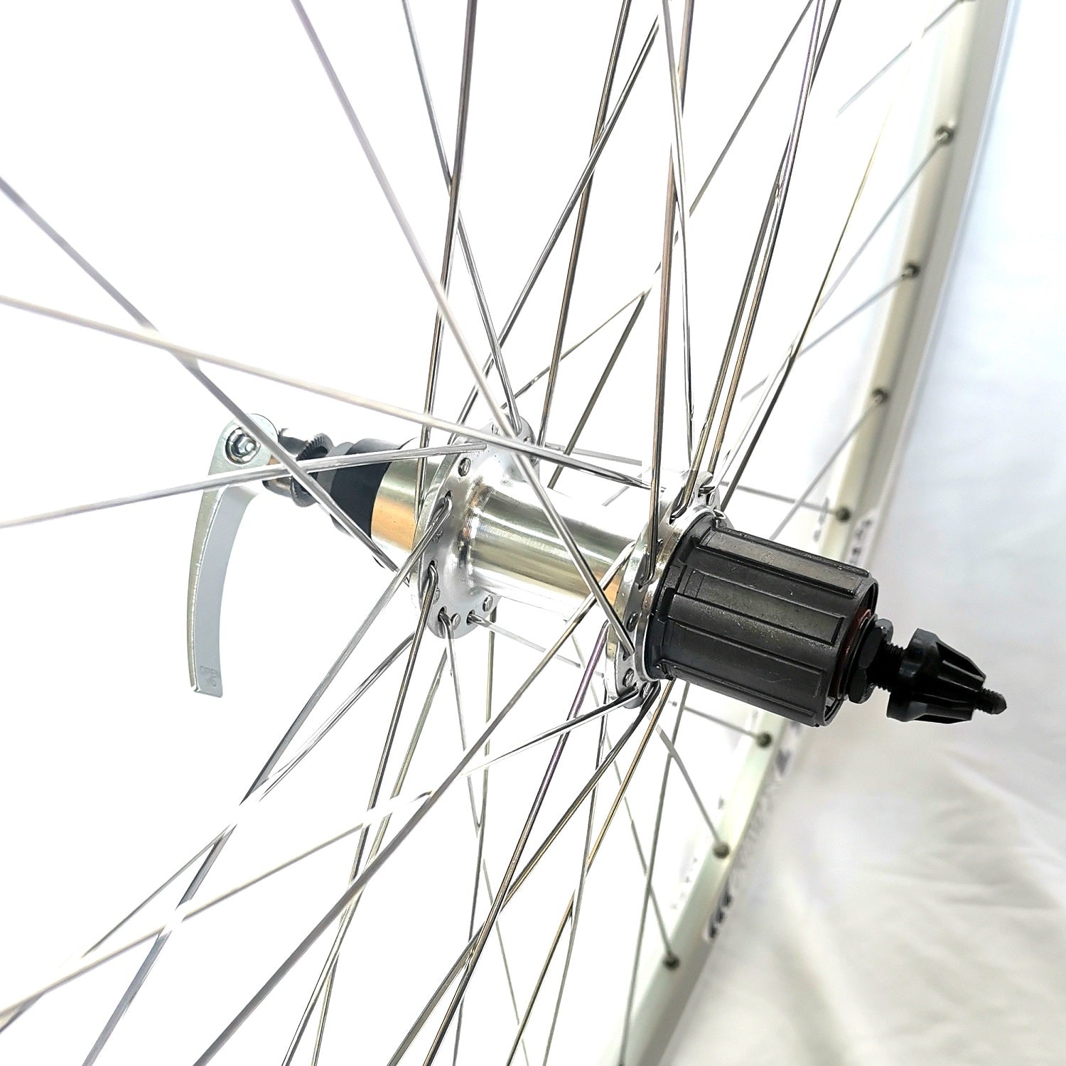 28 zoll fahrrad hinterrad 28 Zoll Hinterrad Hohlkammer Geöst Hohlachse mit Shimano Kranz 7/8-fac