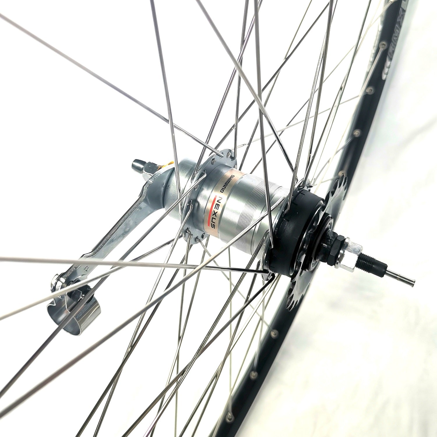 28 Zoll Hinterrad 3-Gang Shimano Nabenschaltung Rücktritt, Geöste Alu-
